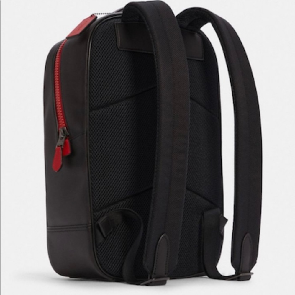“HOST PICK” Coach Backpack in Signature Canvas - Picture 3 of 7